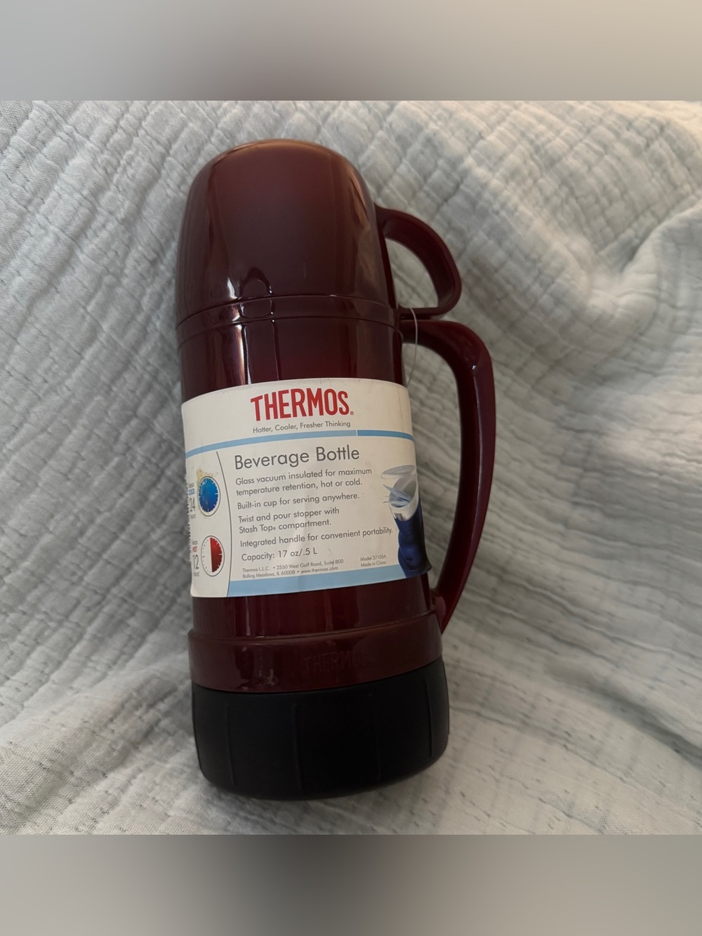 Thermos 17oz Glass Vacuum Insulated Flask Burgundy Red NOS Model 37105ABrand new